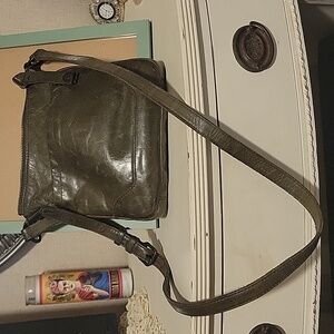 FRYE MELISSA SWING PACK, olive